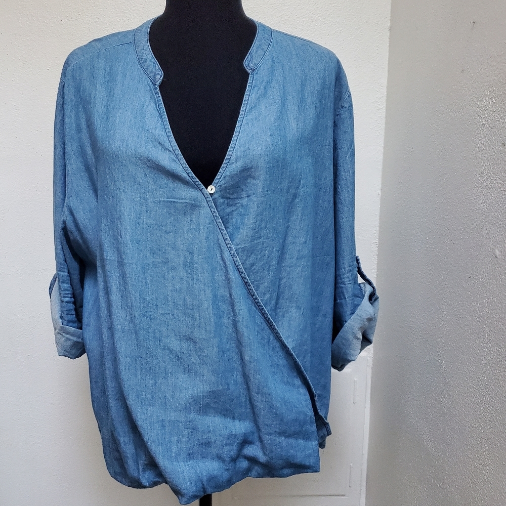 NWT Women's Indigo Blue Chambray Fabric Lightweight Blouse By Talent Size 3x